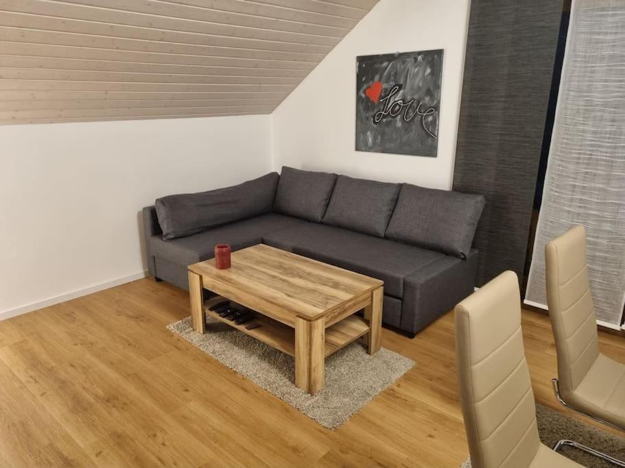 Gemuetliche Wohnung Am Waldrand Thierhaupten Экстерьер фото