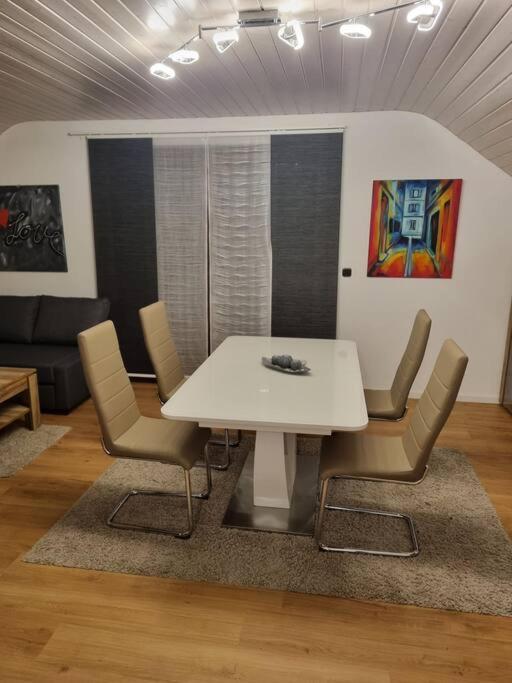 Gemuetliche Wohnung Am Waldrand Thierhaupten Экстерьер фото